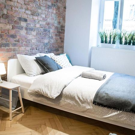 Lion Apartments Cracovie Extérieur photo