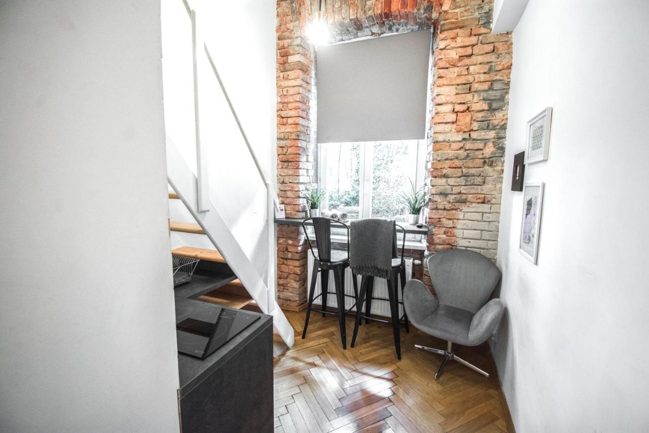 Lion Apartments Cracovie Extérieur photo