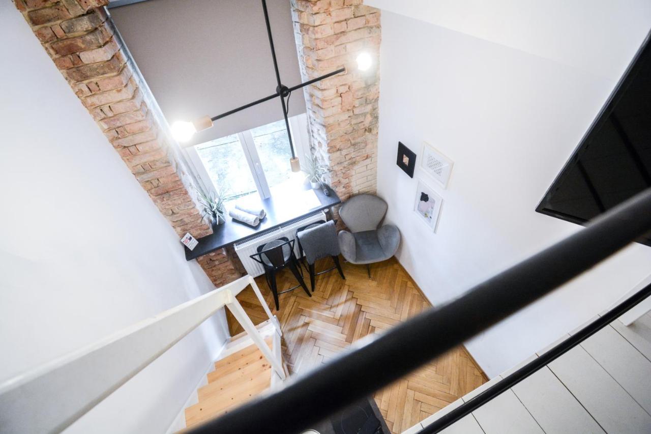 Lion Apartments Cracovie Extérieur photo