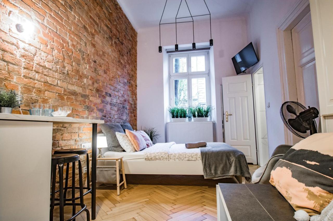 Lion Apartments Cracovie Extérieur photo